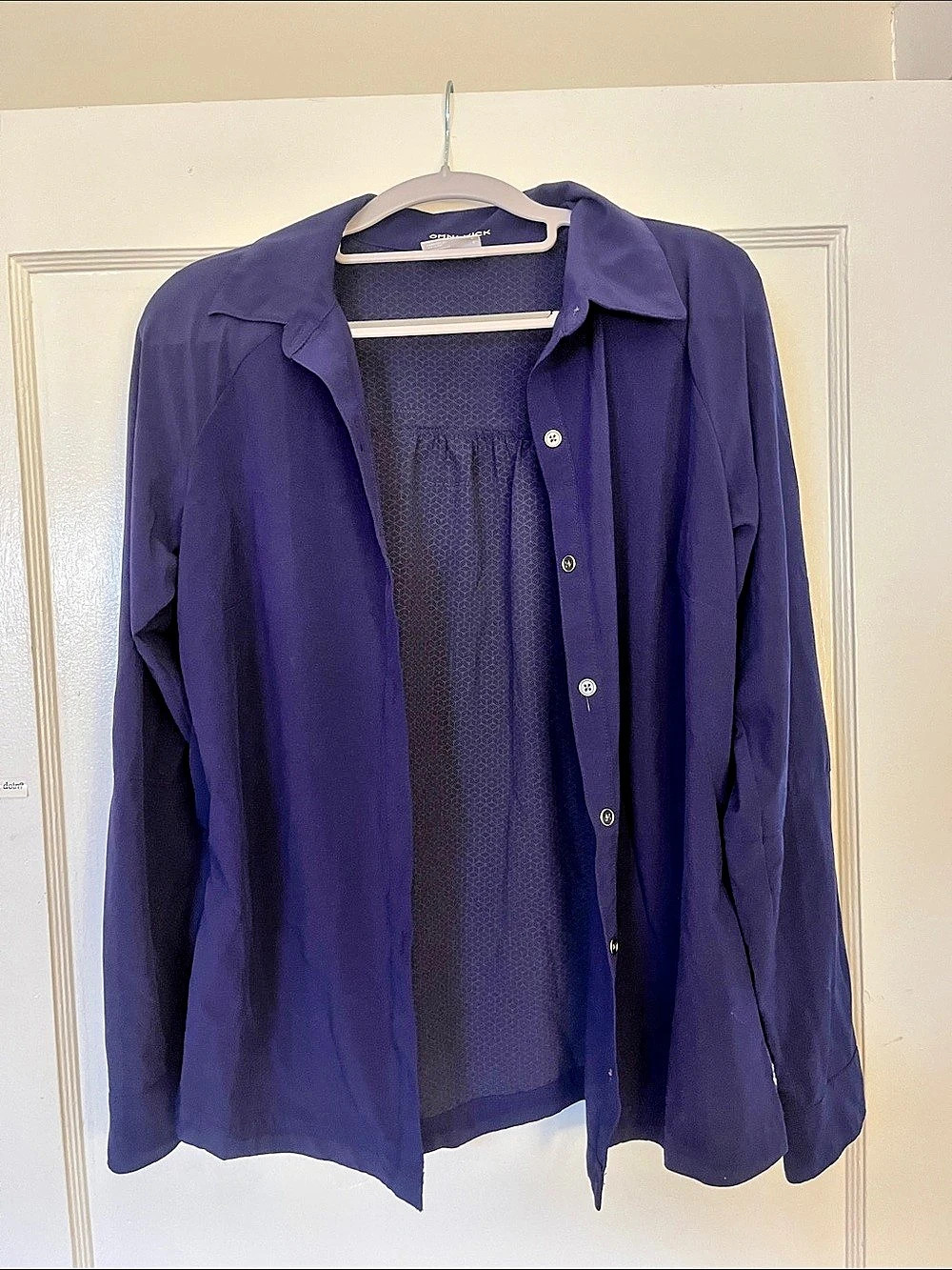 Columbia Women's Purple Button Down Shirt Small Like New